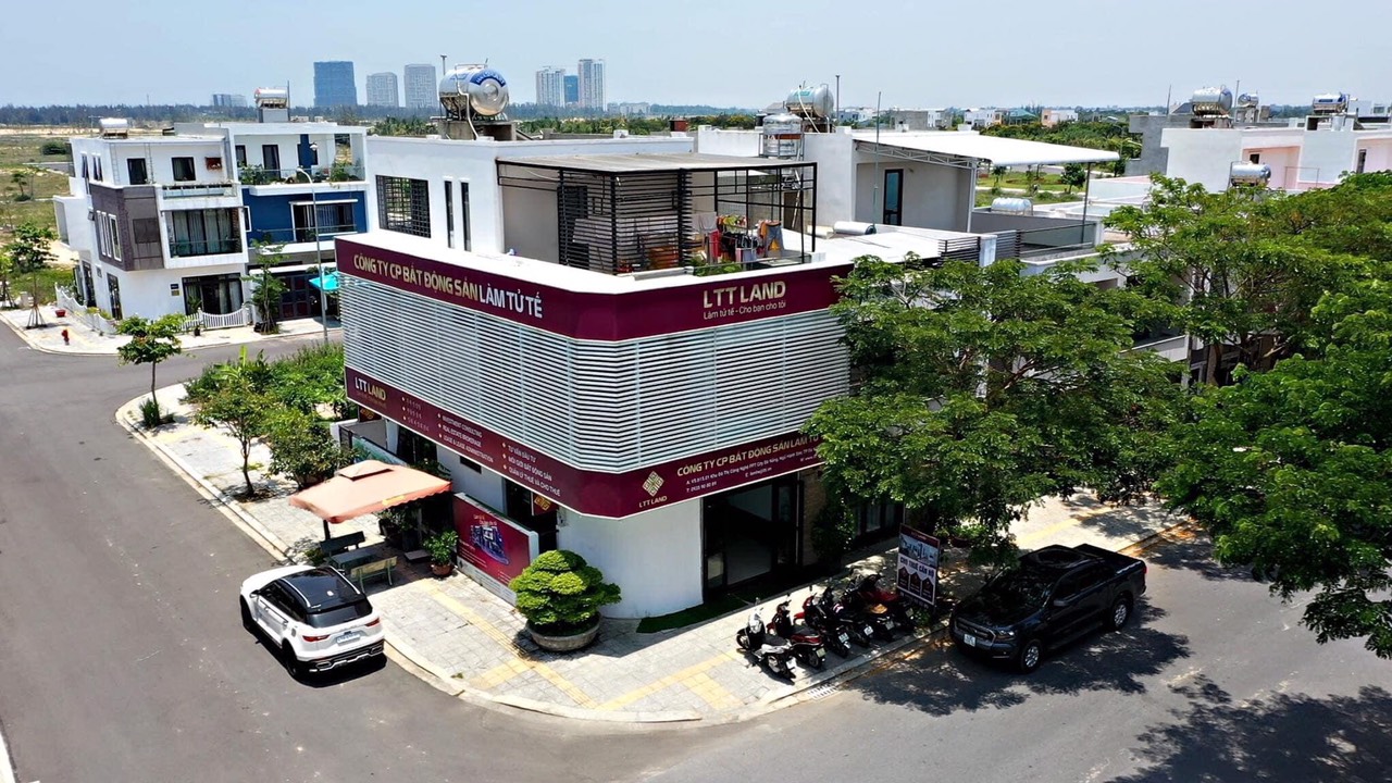 108m2 FPT City Đà Nẵng Shophouse