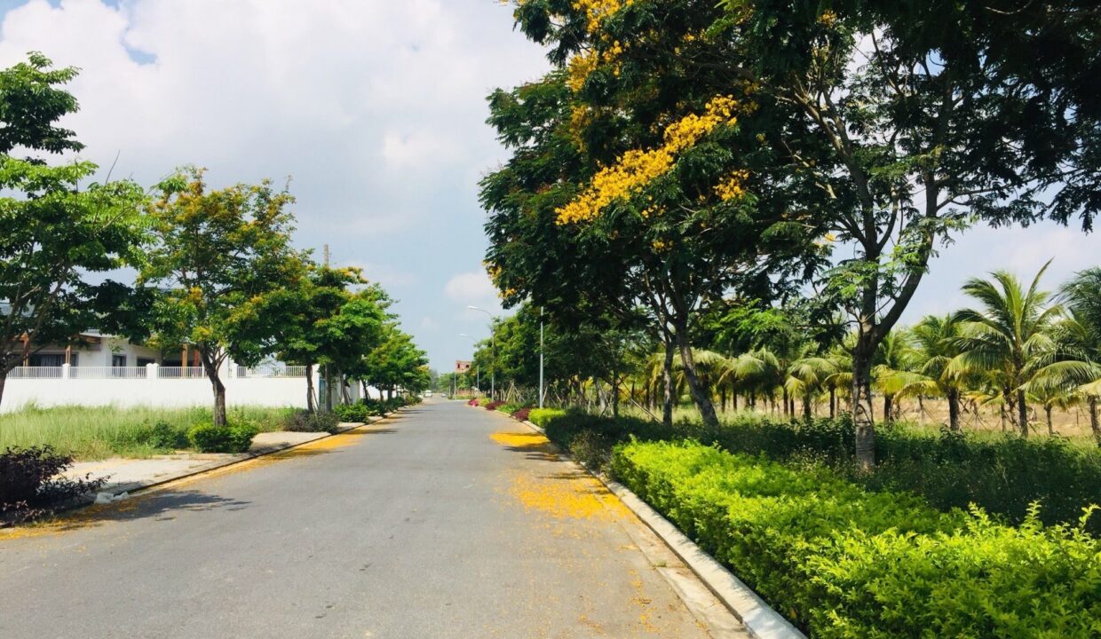 Bán lô biệt thự view kênh FPT City Đà Nẵng